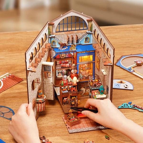 Treasure Toy Shop DIY Book Nook